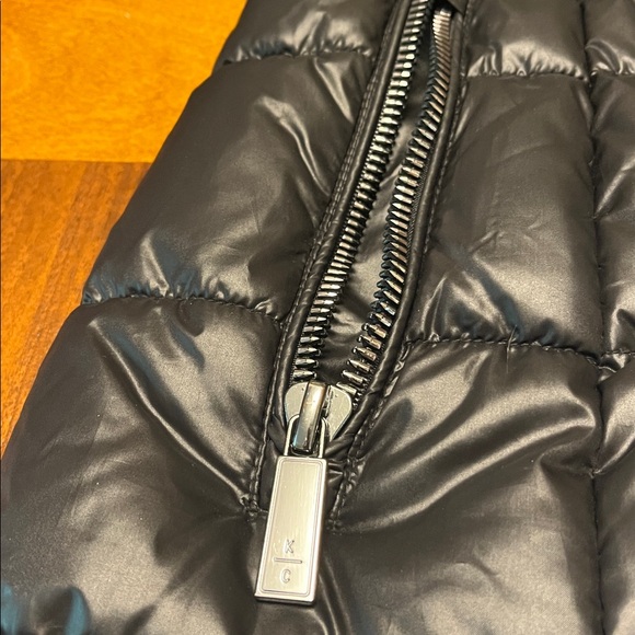 Kenneth Cole Black Puffer Jacket with Faux Fur Trim, medium - Picture 10 of 14